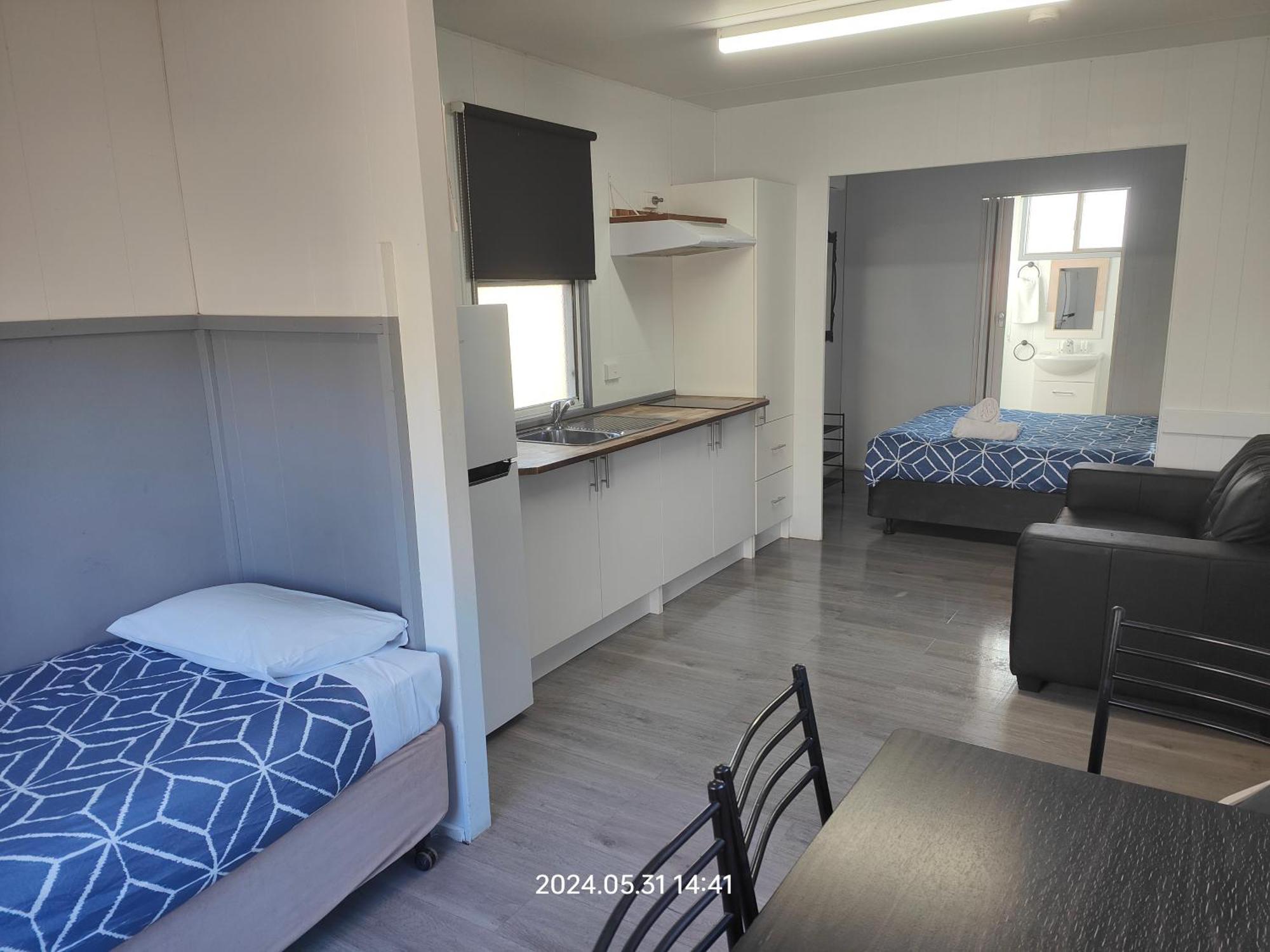 Wagga Wagga Tourist Park Otel Oda fotoğraf