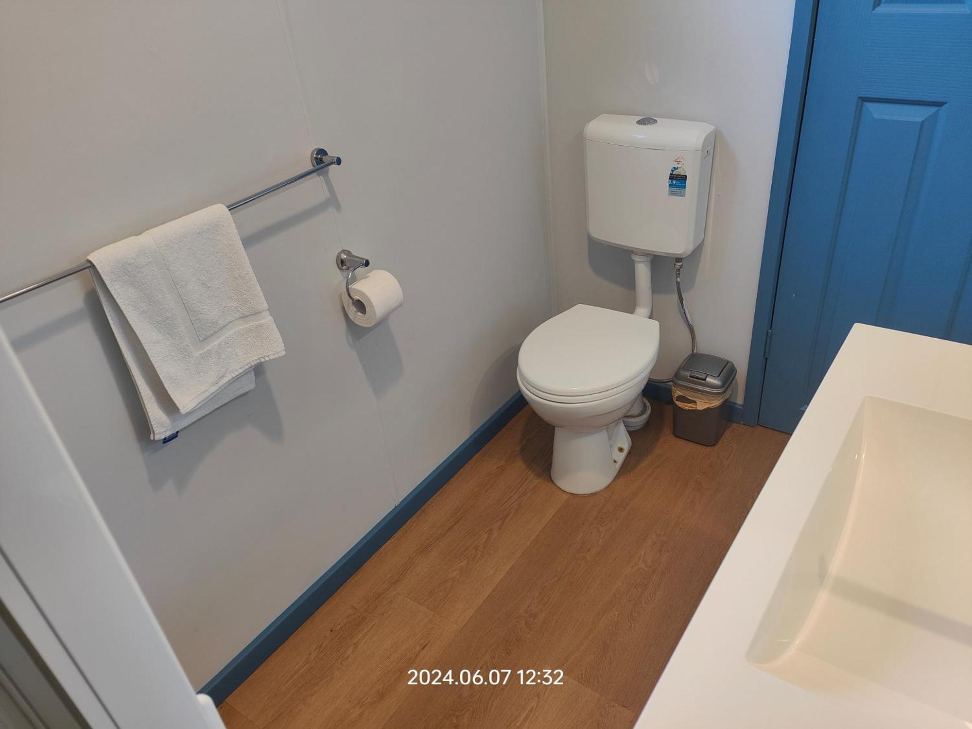 Wagga Wagga Tourist Park Otel Oda fotoğraf